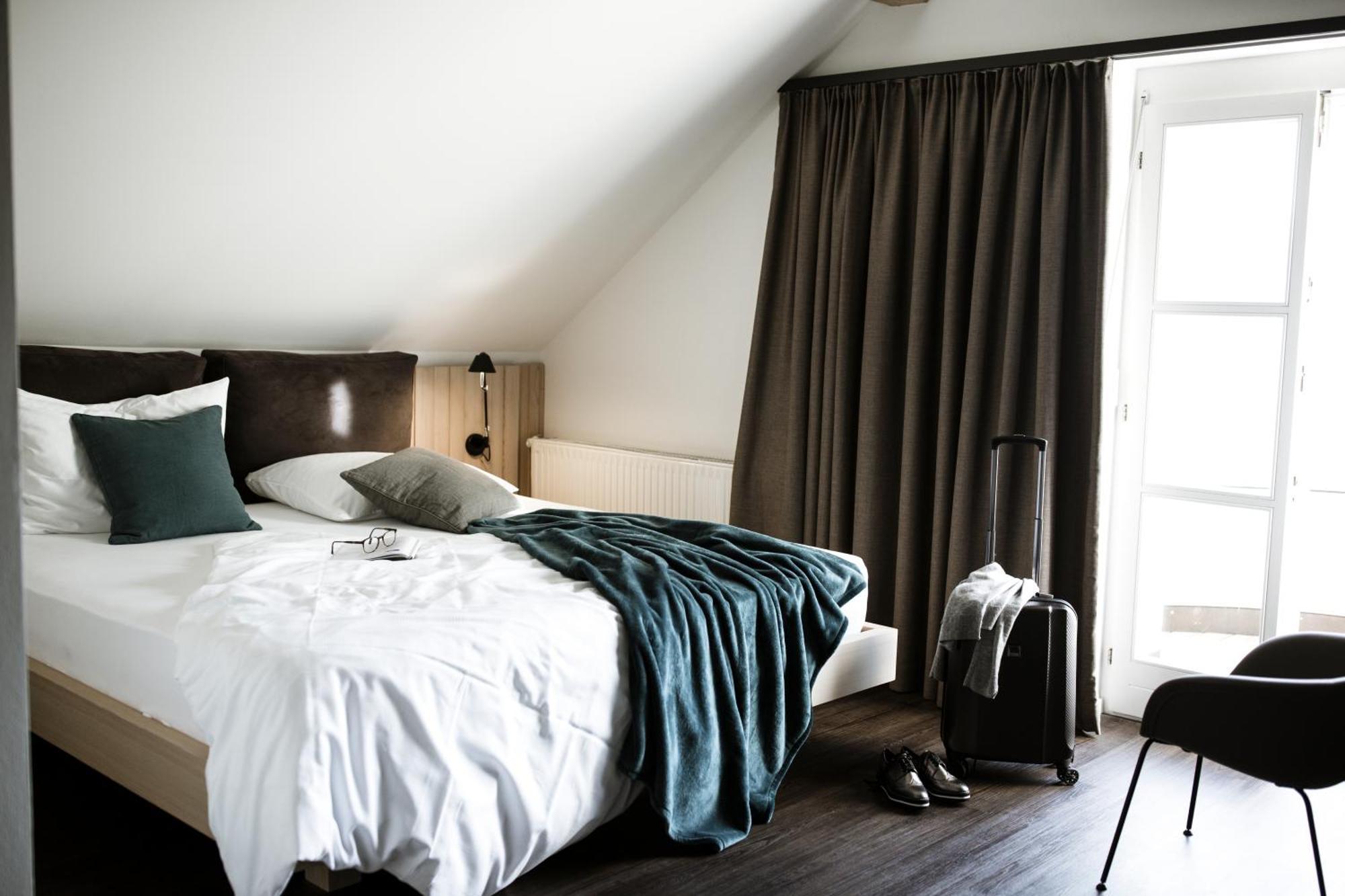 Hotel Weisses Kreuz Бурґузіо Екстер'єр фото