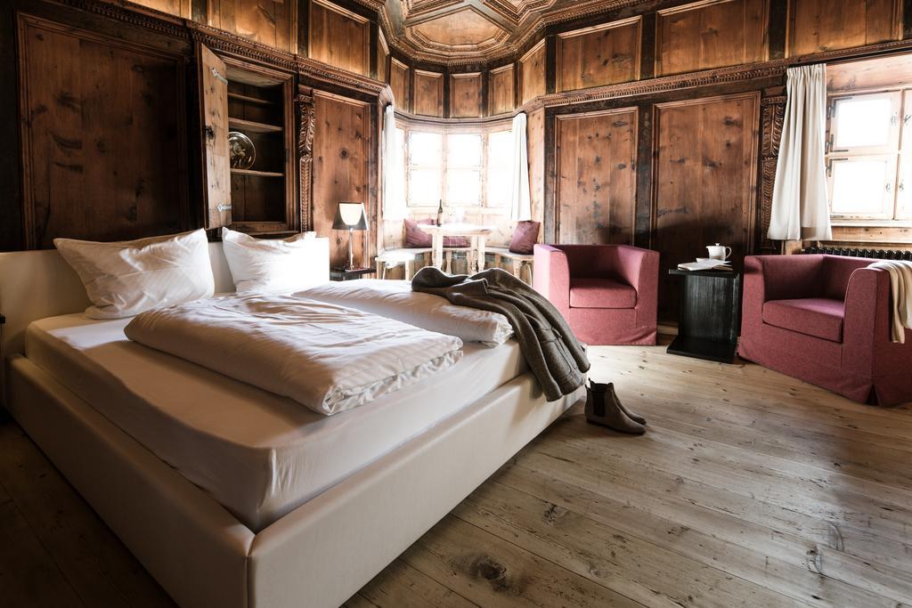 Hotel Weisses Kreuz Бурґузіо Екстер'єр фото