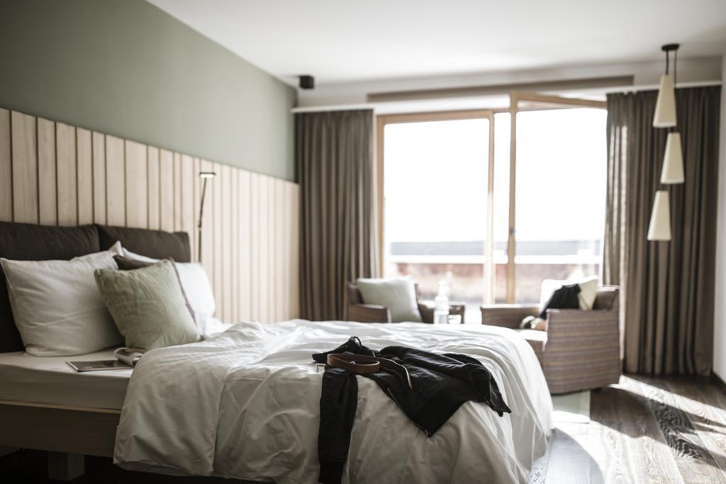Hotel Weisses Kreuz Бурґузіо Номер фото